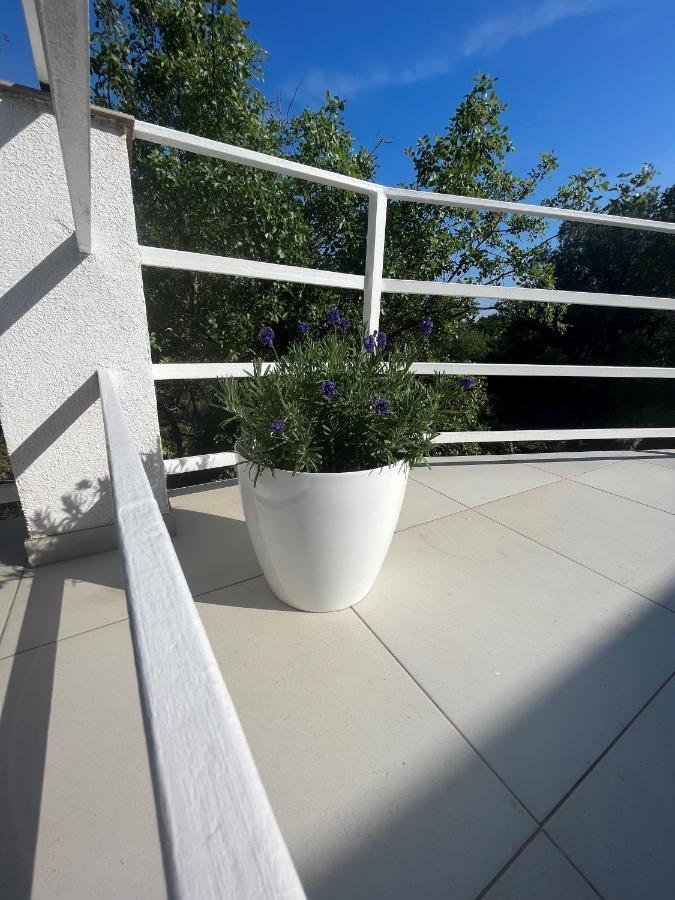 Pinezici Apartman Niccole Exterior photo