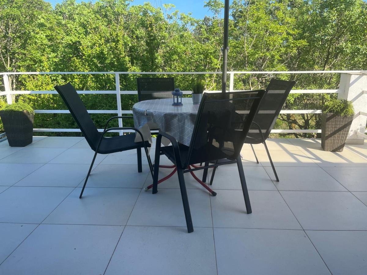 Pinezici Apartman Niccole Exterior photo