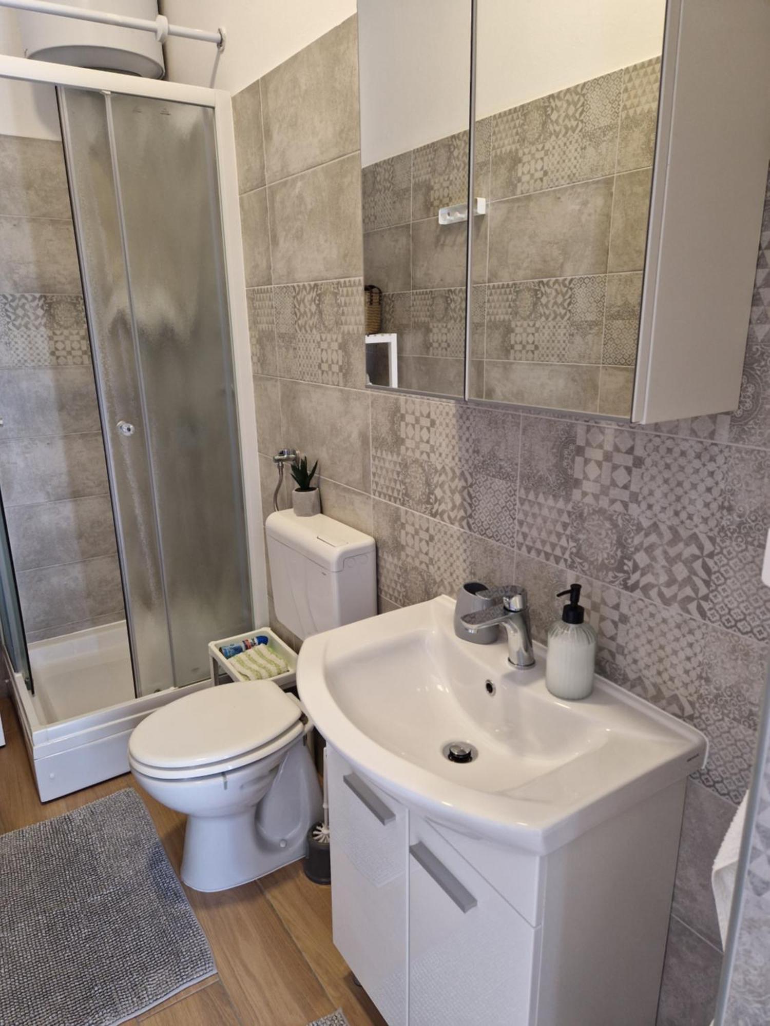 Pinezici Apartman Niccole Exterior photo